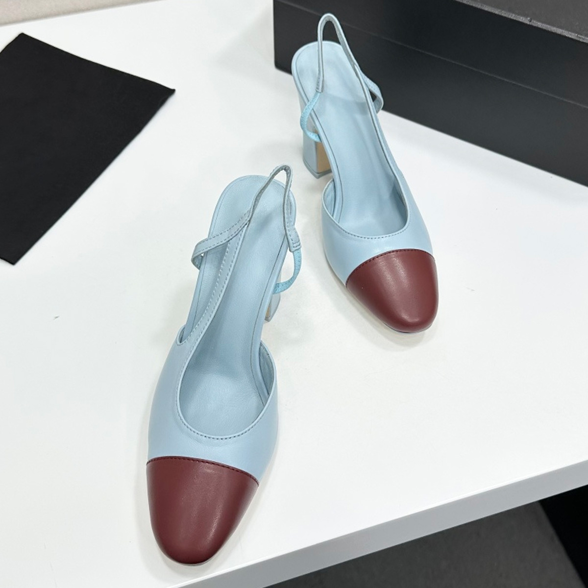 2026 Women's Two-Tone Slingbac - Casual Sandal Leather avis et prix